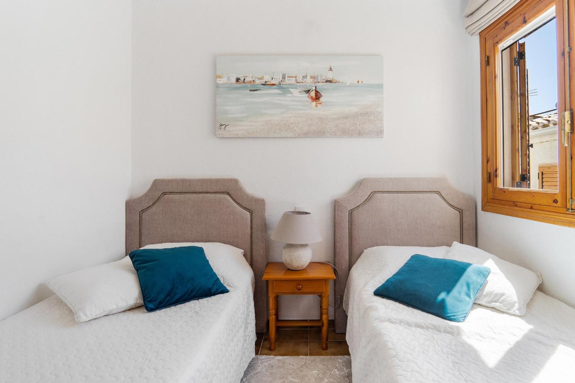 Cb Living - 2 Bedroom Beach Condo, Playa Flamenca Ориуэла Экстерьер фото